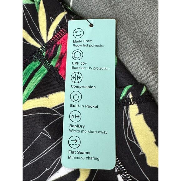 Ideology Women’s Black Moisture Wicking Pocketed Compression Upf50 Crop Printed - Picture 11 of 11